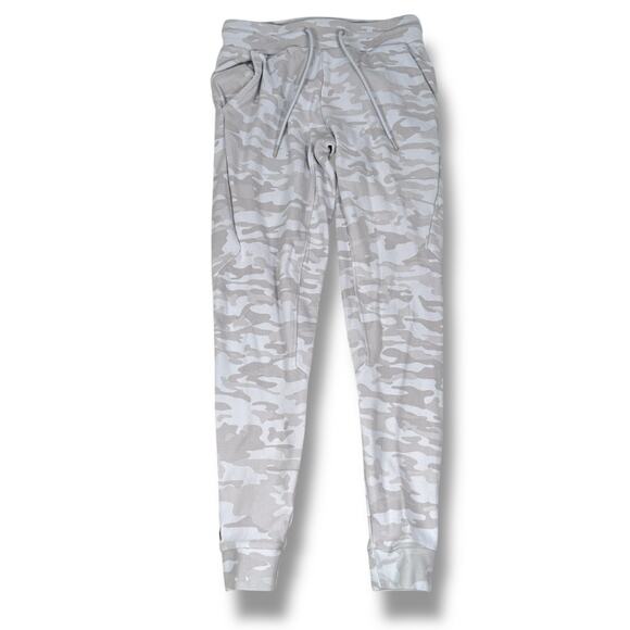 Alphalete Joggers Pant Women’s Medium Gray Camouflage Cotton Pockets Drawstring - Picture 1 of 8